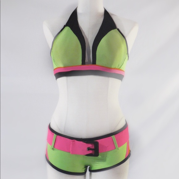 Halloween Costume - Picture 1 of 3